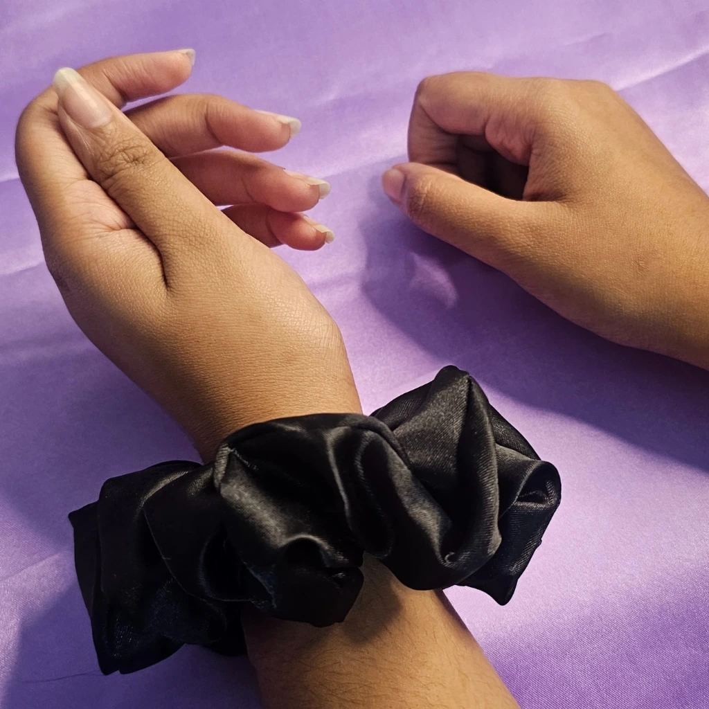 Satin Black - XL Scrunchie